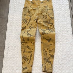 Gymshark Tan and Brown Patterned Leggings